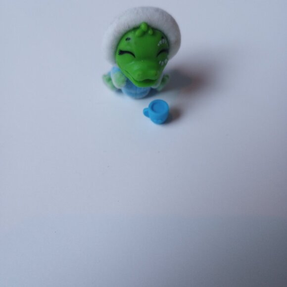 Hatchimals Mini Collectibles egg carton kit have fun colorful - Picture 6 of 16